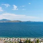 Limani Luxury Apartments Beachfront